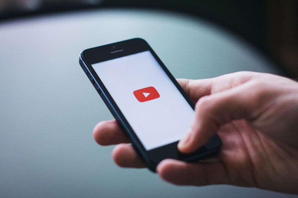 YouTube Video Builder funciona de manera muy sencilla y permite seguir trabajando la comunicación con los usuarios